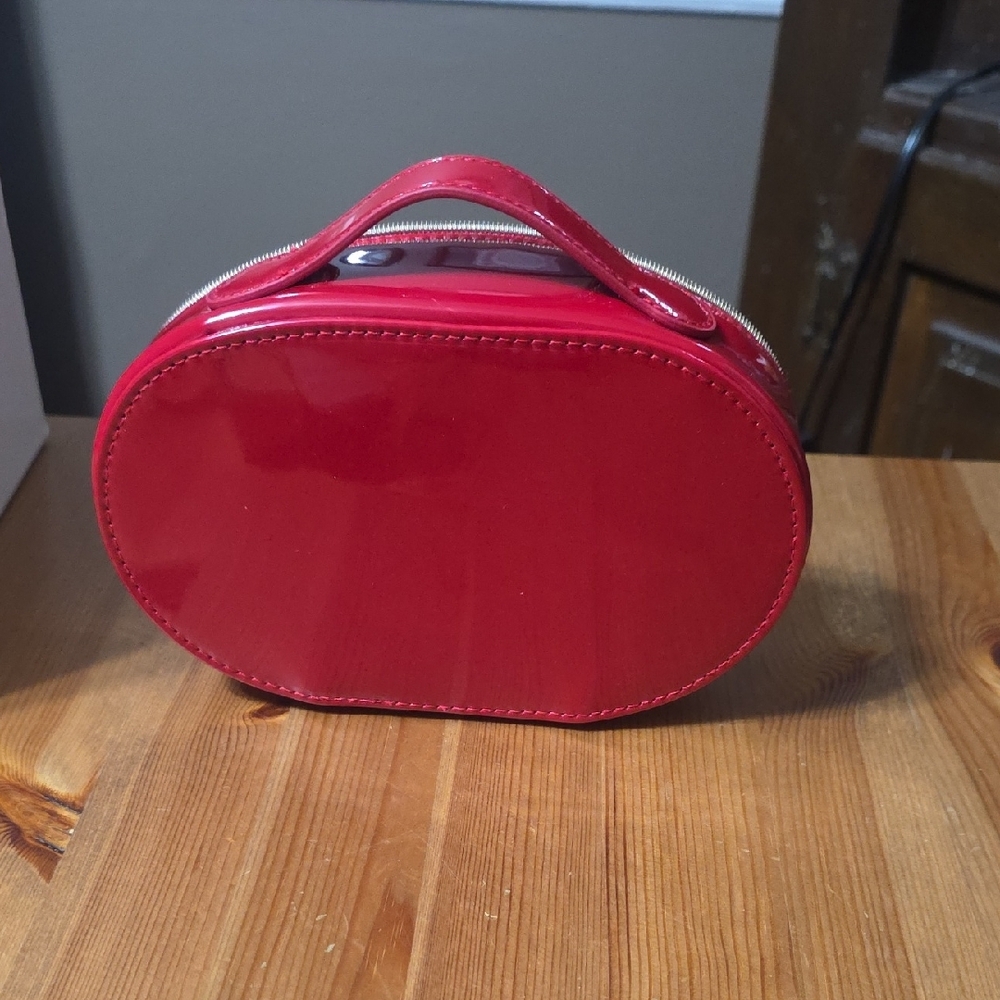 Dior Vibrant Red Cosmetic Case & Dior Box With Samples - Picture 3 of 9